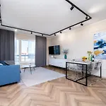 Viru, 2-bedroom With Parking By Ca Apartmán