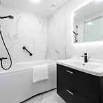 Apartmán Viru, 2-bedroom With Parking By Ca *
