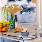 Viru, 2-bedroom With Parking By Ca Tallinn