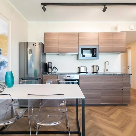 New Chic 2-bed At Viru By Centralapartments *