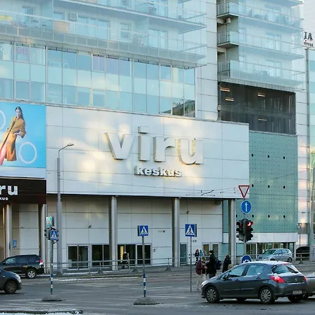 Korter Viru, 2-bedroom With Parking By Ca *
