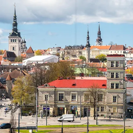 Viru, 2-bedroom With Parking By Ca Apartment Tallinn
