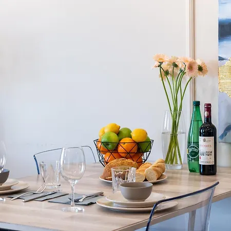 Appartement New Chic 2-bed At Viru By Centralapartments *