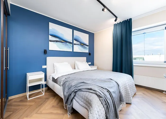 Viru, 2-bedroom With Parking By Ca Tallinn