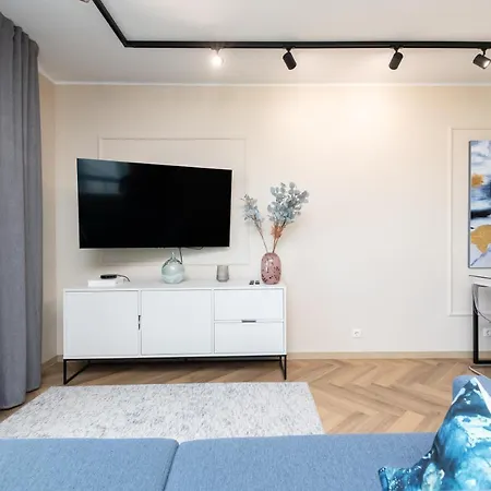 New Chic 2-bed At Viru By Centralapartments * Tallinn